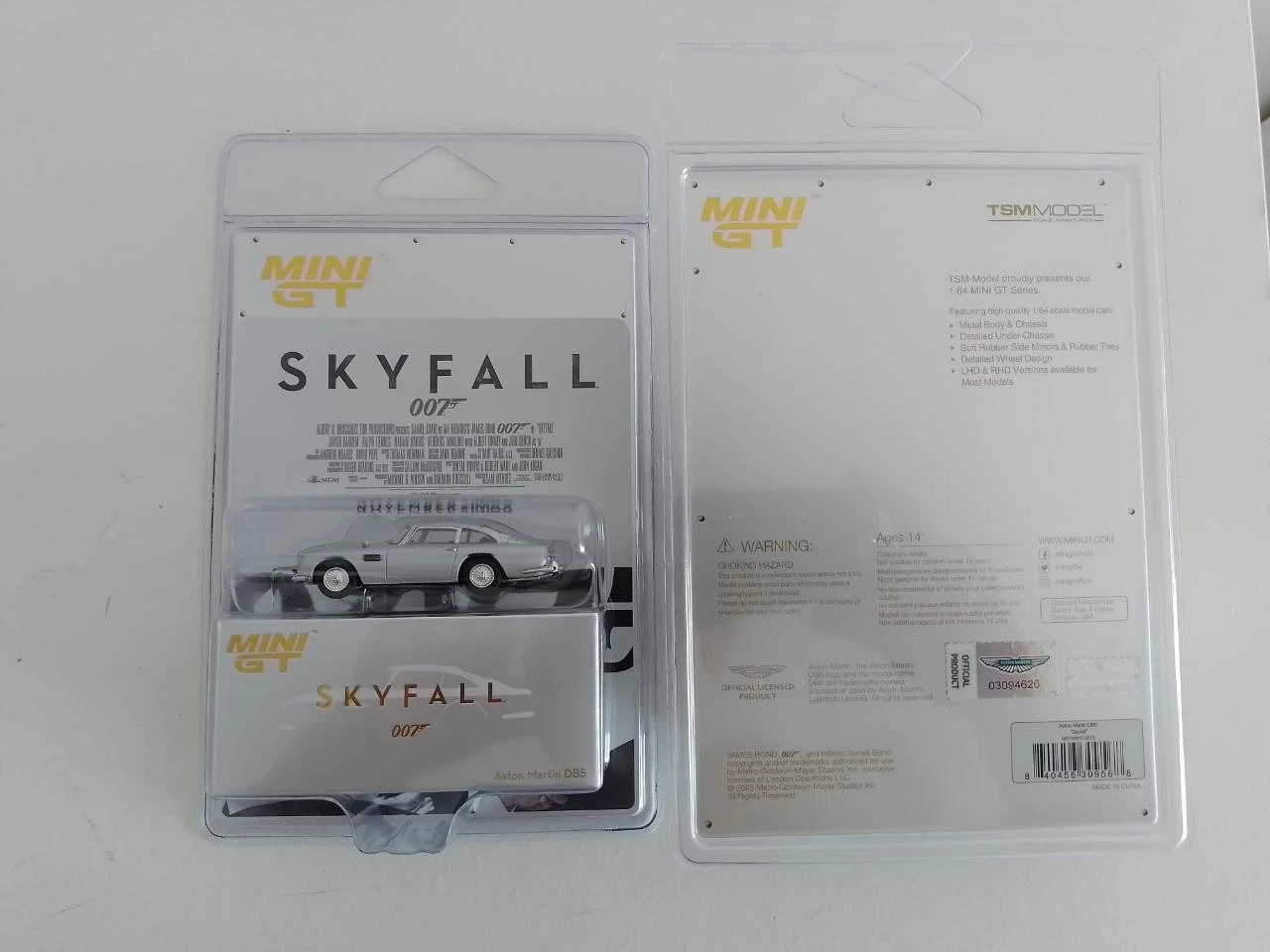 Mini GT 1/64 MGT913 Aston Martin DB5 - 007 James Bond "Skyfall" - Blister Inglês